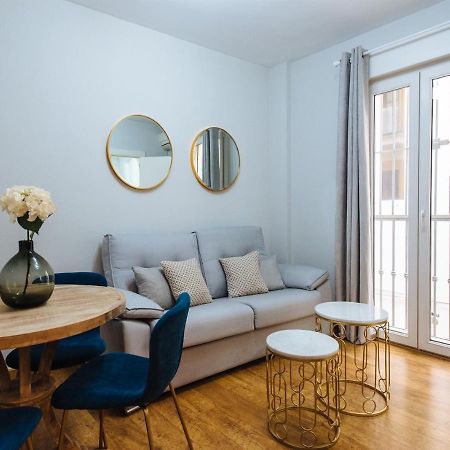 Feijoo Suite Apartment Siviglia Esterno foto