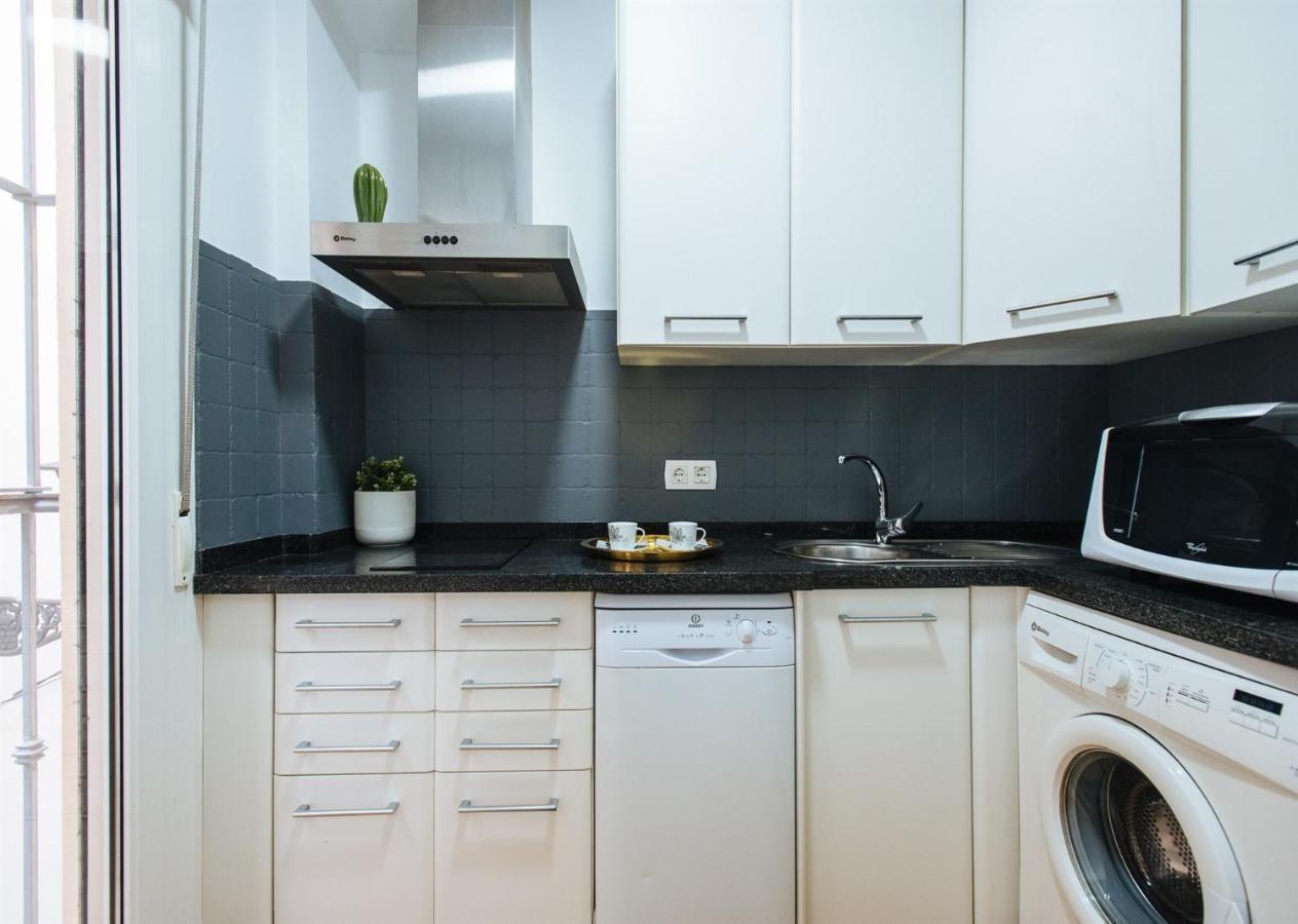 Feijoo Suite Apartment Siviglia Esterno foto