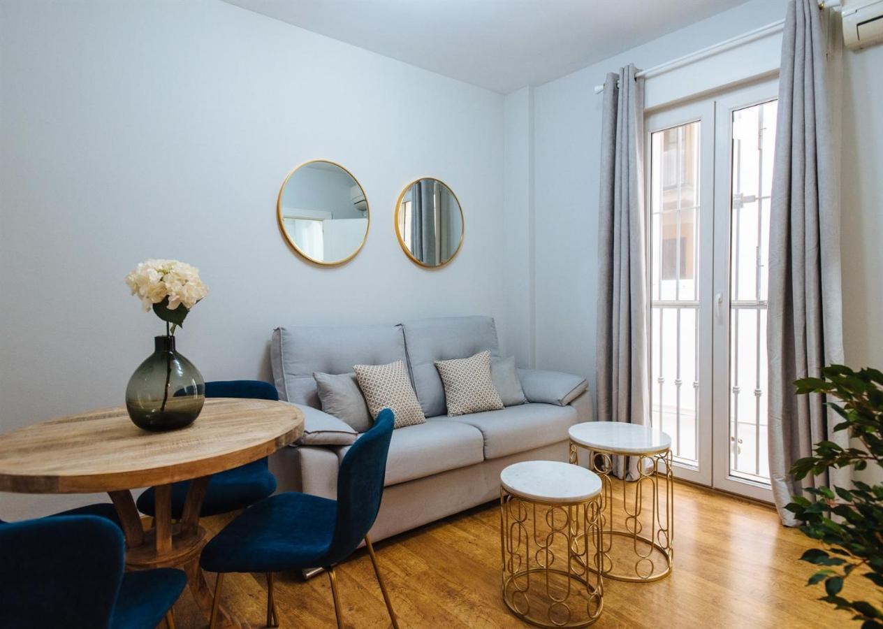 Feijoo Suite Apartment Siviglia Esterno foto