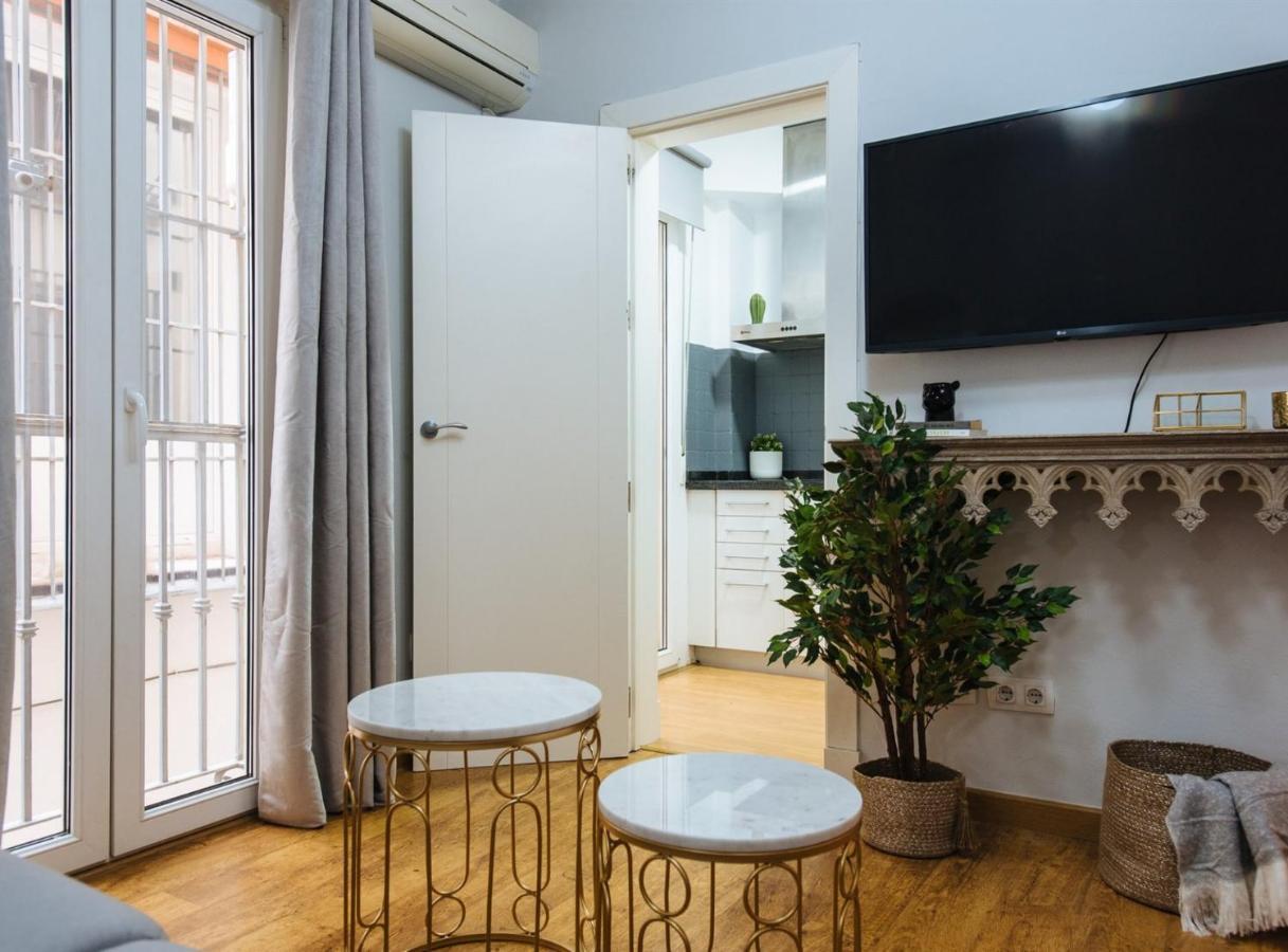 Feijoo Suite Apartment Siviglia Esterno foto