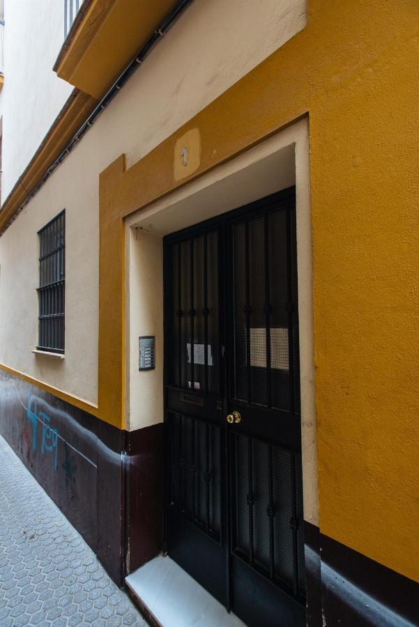 Feijoo Suite Apartment Siviglia Esterno foto
